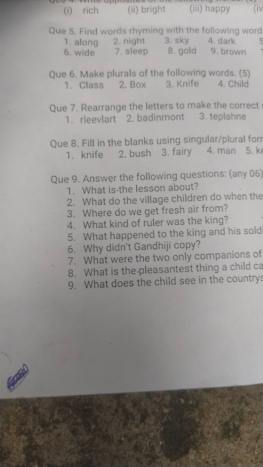 que-8-fill-in-the-blanks-using-singular-plural-forr-filo