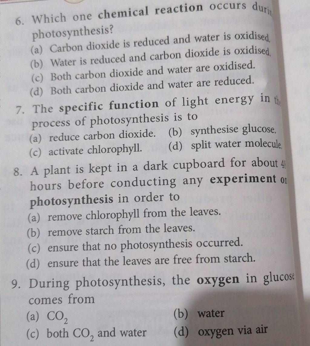 During photosynthesis, the oxygen in glucose comes from Filo