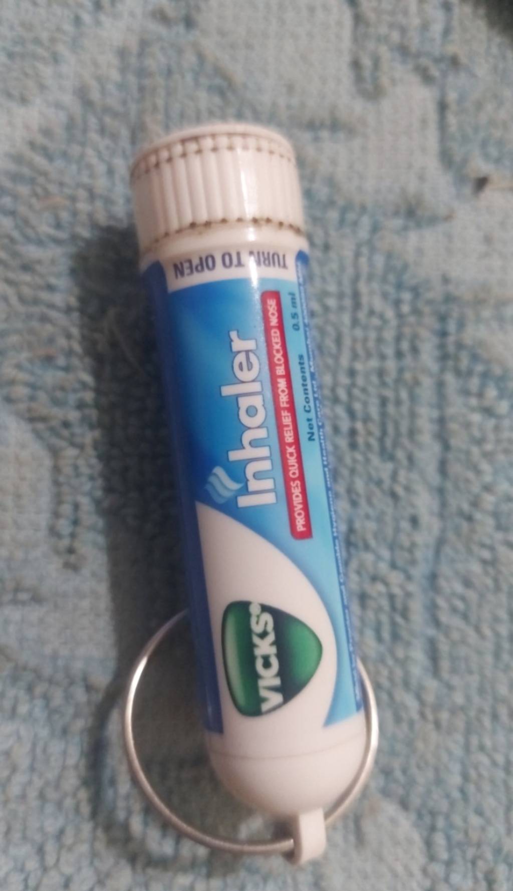 VICKS Inhaler PROVIDES QUICK RELIEF FROM BLOCKED NOSE Net Contents 0.5 ml..